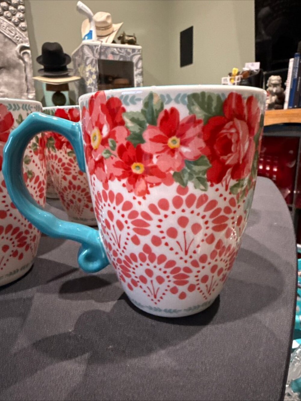 The Pioneer Woman 19oz. Classic Charm Stoneware Floral Coffee Mug /Cup